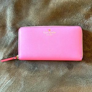 Kate Spade pink large zip wallet
